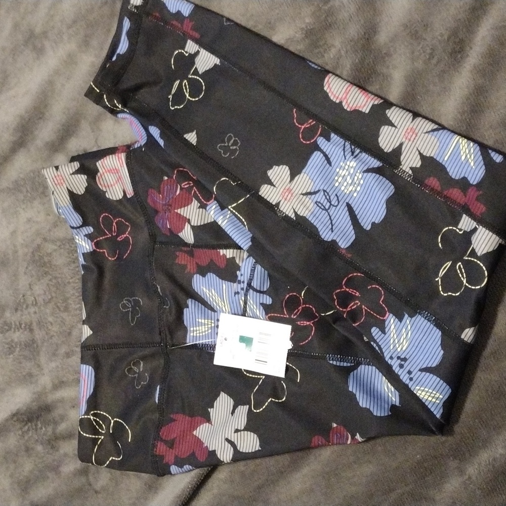 Women's yoga/Workout Capris